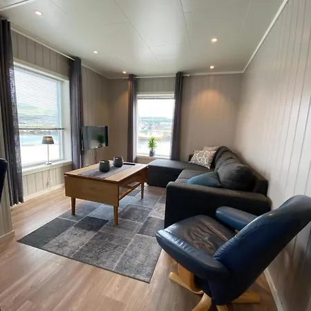 Hotel Brygge - Arctic Båtsfjord