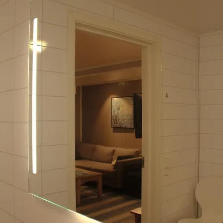Hotel Brygge - Arctic Båtsfjord