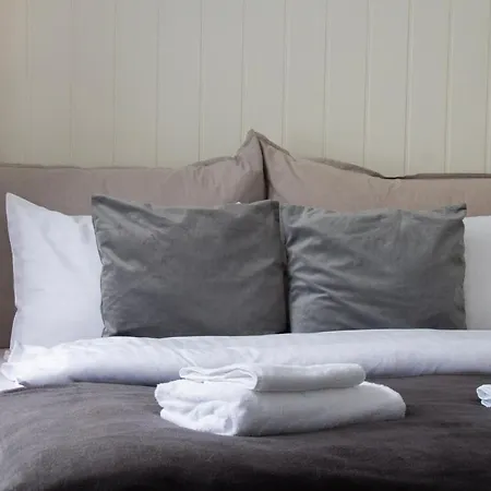 Hotel Brygge - Arctic Båtsfjord
