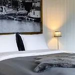 Brygge - Arctic Hotel Båtsfjord